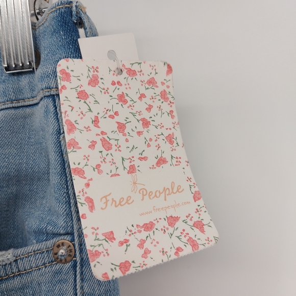 Free People We The Free Great Heights Frayed Skinny Jeans size 31 - Picture 8 of 12